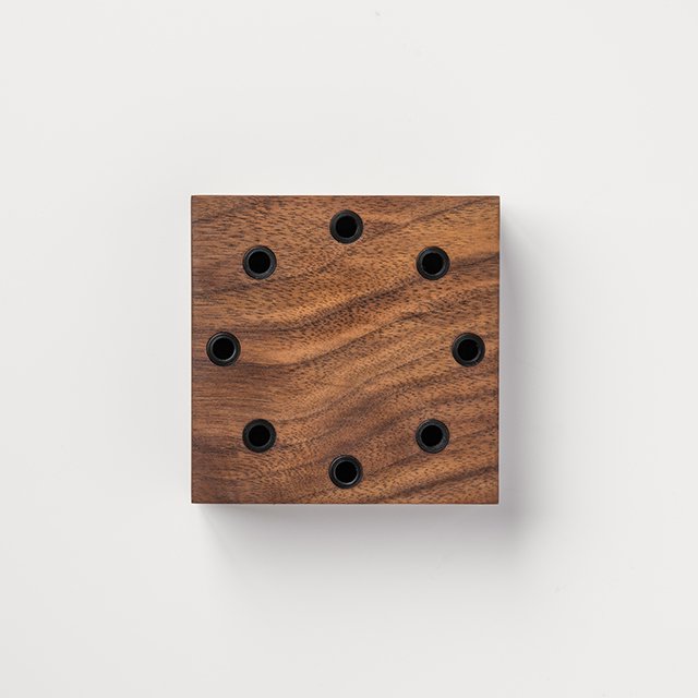 Brush display stand 8