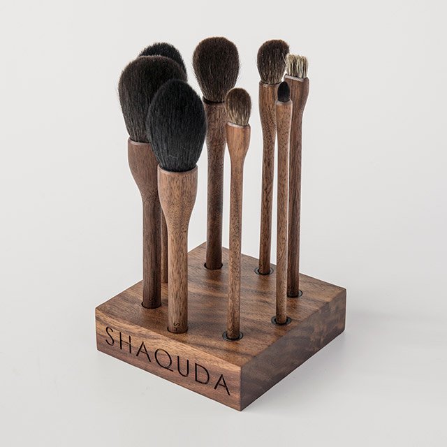 Brush display stand 8
