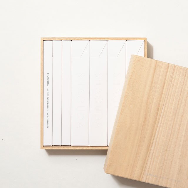 UBU 5 Brushes & Stand