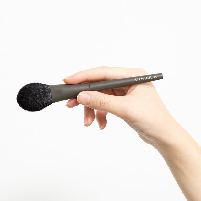 Cheek Brush natural