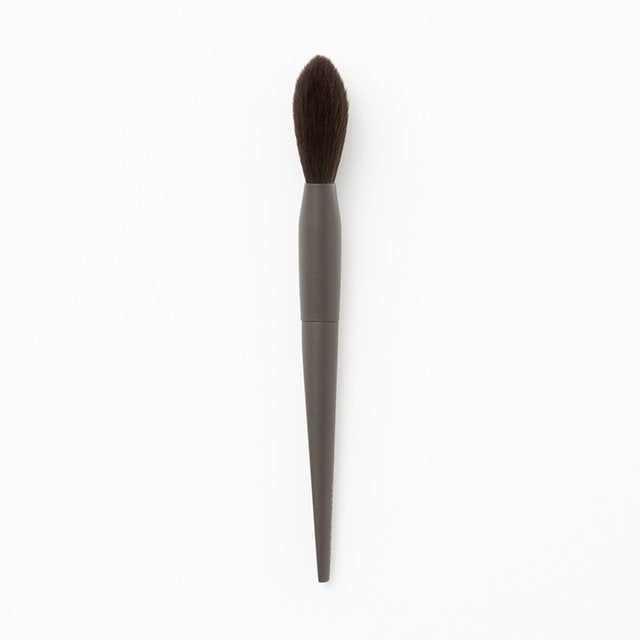 Cheek Brush synthetic