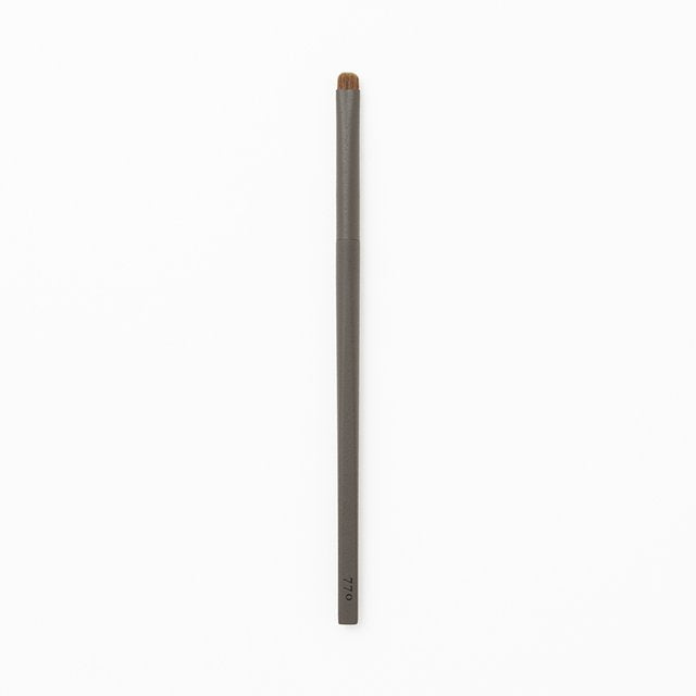 Shadow liner Brush