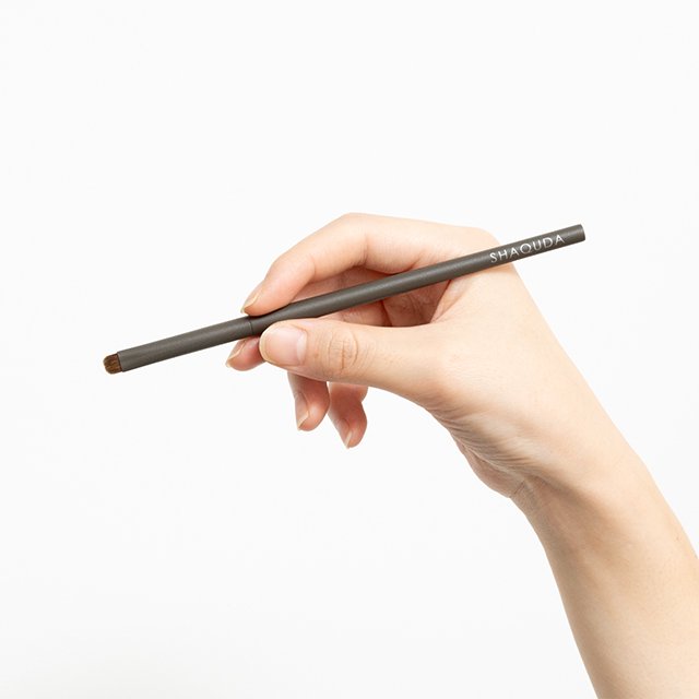 Shadow liner Brush