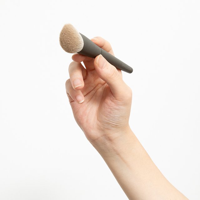 SHAQUDA store FOUNDATION BRUSH