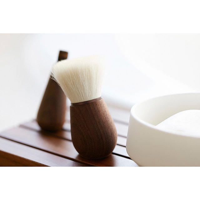 SUVÉ  Nose cleansing brush